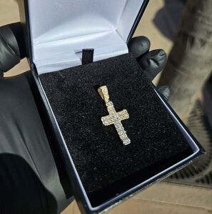 14k Gold Unisex Zirconia Cross Pendant